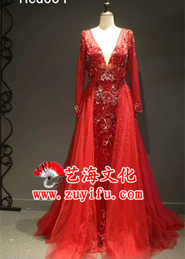 宫廷服婚纱_宫廷风婚纱