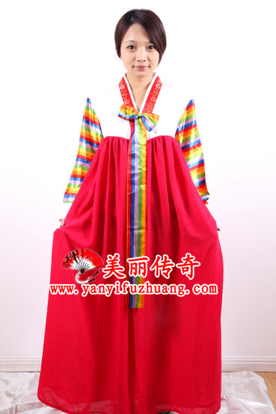 民族服婚纱照_秀禾服婚纱照